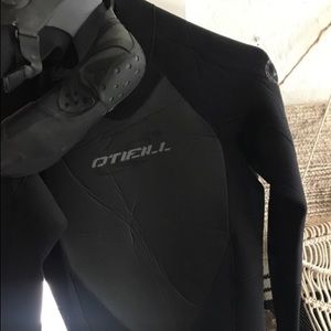 Oneill wetsuit size L